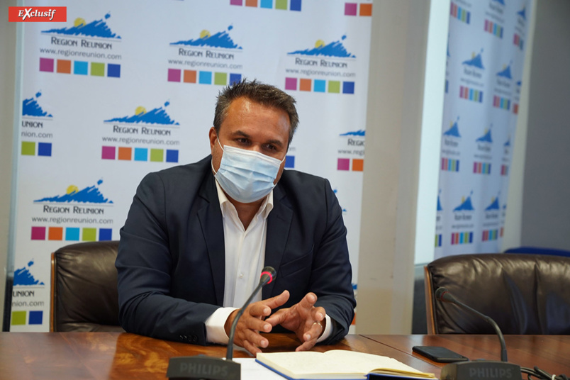 "L'objectif constant c'est la nécessité de terminer le chantier dans un délai le plus serré possible et à un juste prix" dit Didier Robert "L'objectif constant c'est la nécessité de terminer le chantier dans un délai le plus serré possible et à un juste prix" dit Didier Robert
