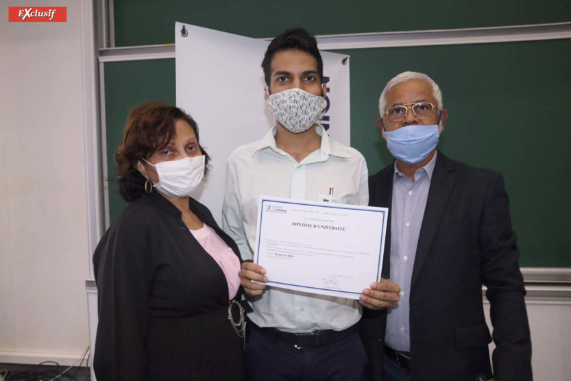 "République et Religions": 10 diplômés à l'Université de La Réunion "République et Religions": 10 diplômés à l'Université de La Réunion