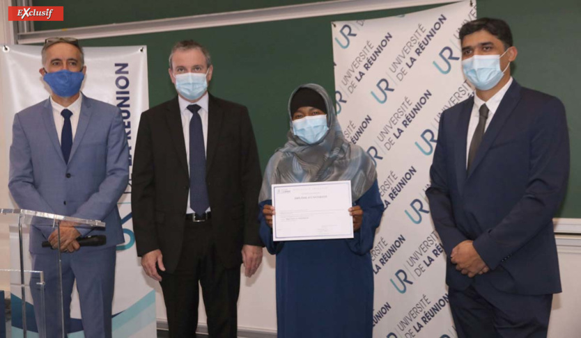 "République et Religions": 10 diplômés à l'Université de La Réunion "République et Religions": 10 diplômés à l'Université de La Réunion