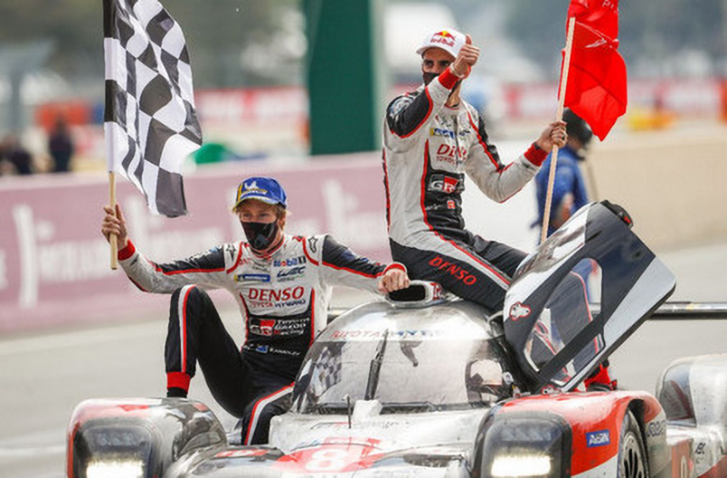 C'est l’équipage N°8 du trio Buemi-Hartley-Nakajima qui s'impose C'est l’équipage N°8 du trio Buemi-Hartley-Nakajima qui s'impose