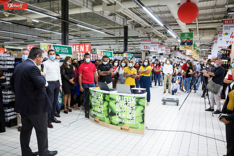 Face au personnel de Run Market Savannah Face au personnel de Run Market Savannah