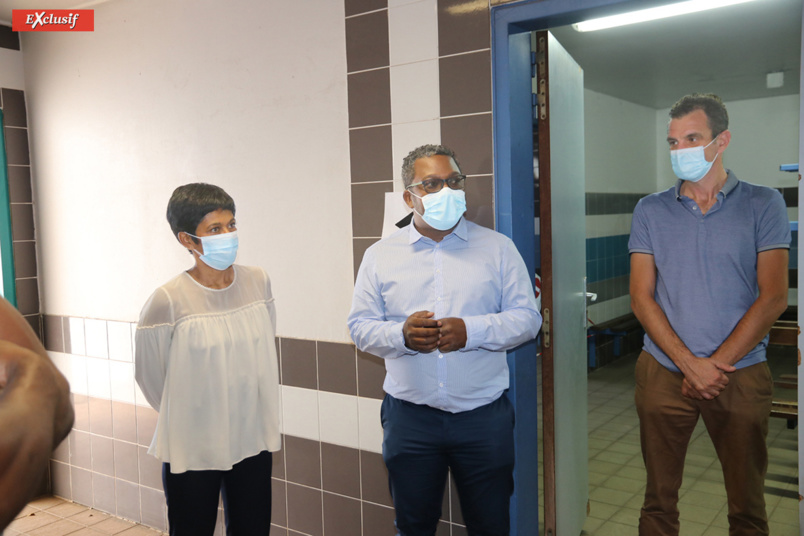 Ericka Bareigts avec l'équipe chargée du sport à Saint-Denis Ericka Bareigts avec l'équipe chargée du sport à Saint-Denis