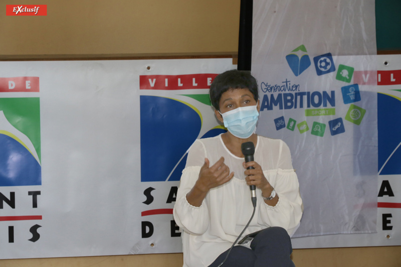 Ericka Bareigts, maire de Saint-Denis, a décidé de réouvrir les sites sportifs de la ville Ericka Bareigts, maire de Saint-Denis, a décidé de réouvrir les sites sportifs de la ville