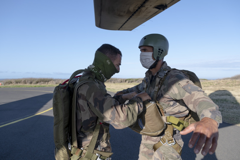 Armée: les paras ont fêté Saint-Michel, leur protecteur Armée: les paras ont fêté Saint-Michel, leur protecteur