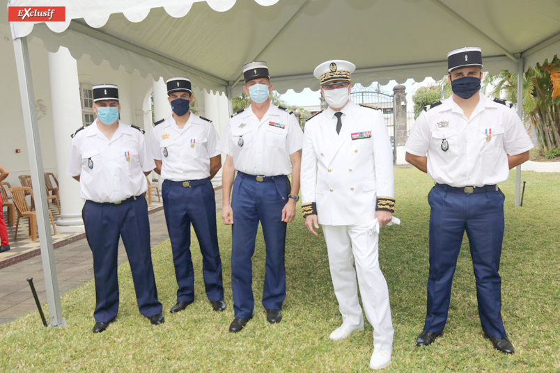 Remise de médailles de la sécurité intérieure et pour acte de courage et de dévouement: photos Remise de médailles de la sécurité intérieure et pour acte de courage et de dévouement: photos