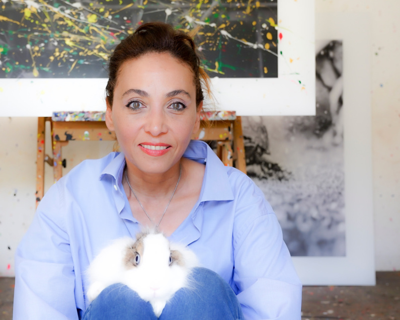 Photographe, artiste autodidacte, Coco a publié "L'Etoile des Dodo" et expose régulièrement