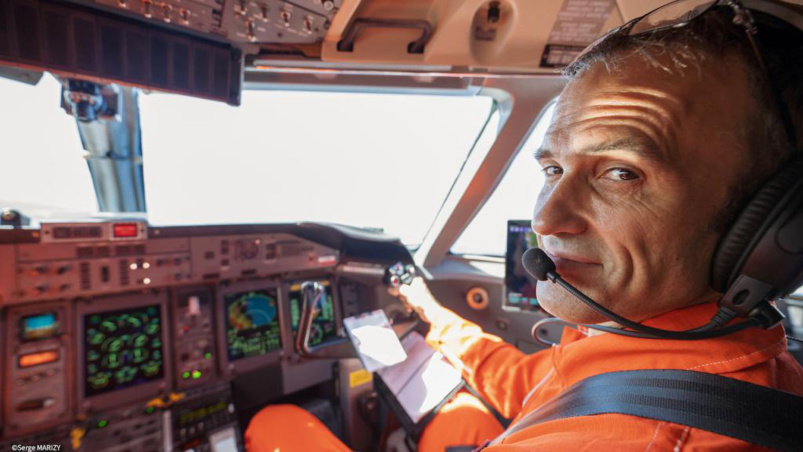Aux commandes du DASH qui reste en contact permanent avec le sol