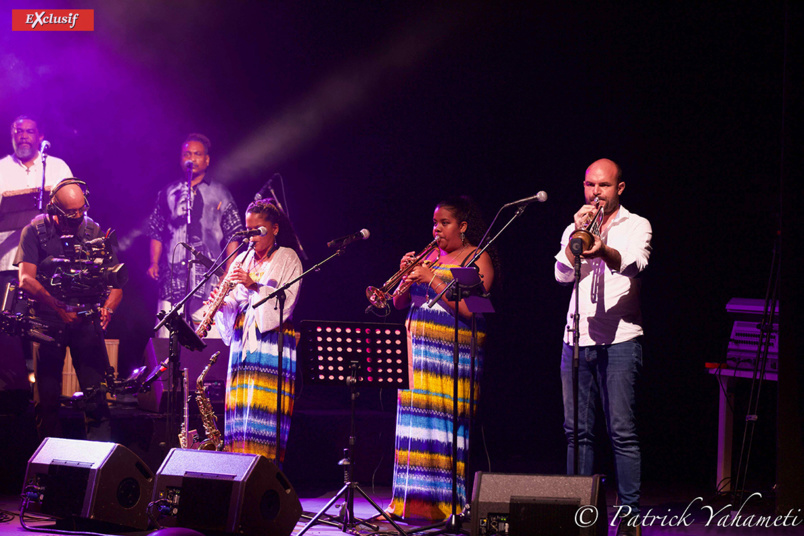 Tikok Vellaye au TEAT Champ Fleuri: Lanbyans Tisours oté! Tikok Vellaye au TEAT Champ Fleuri: Lanbyans Tisours oté!