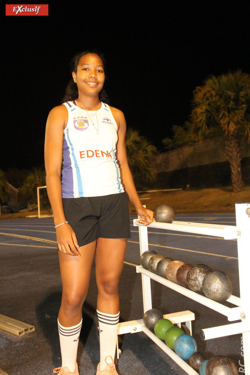 Gabrielle-Marie Basin: un éclair lors de la nocturne du samedi! Gabrielle-Marie Basin: un éclair lors de la nocturne du samedi!