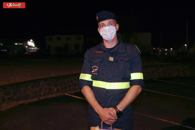 Les sapeurs-pompiers et militaires engagés dans l’incendie du Maïdo remerciés