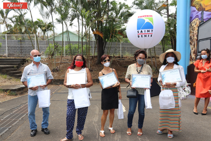 Journée du Bénévolat: une superbe fresque inaugurée à Saint-Denis Journée du Bénévolat: une superbe fresque inaugurée à Saint-Denis