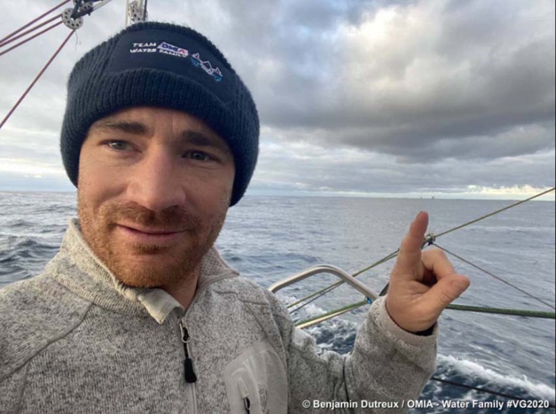 Jean Le Cam va récupérer plus de 16 heures de temps de course! Jean Le Cam va récupérer plus de 16 heures de temps de course!