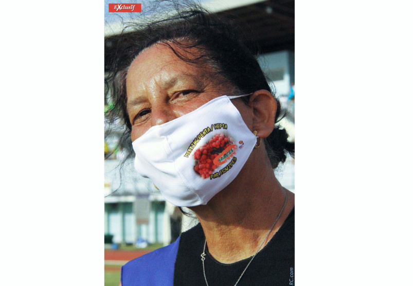 Marie-Marthe Turpin fait la promotion de «son» meeting... Marie-Marthe Turpin fait la promotion de «son» meeting...