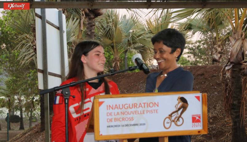 Inauguration de la nouvelle piste de bicross de Champ Fleuri à Saint-Denis Inauguration de la nouvelle piste de bicross de Champ Fleuri à Saint-Denis