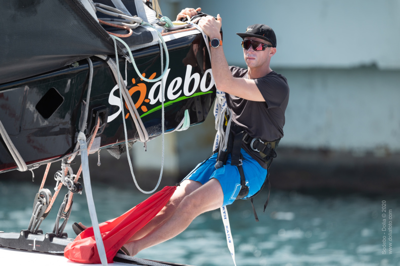 Trophée Jules Verne: Sodebo Ultim 3 a fait escale à La Réunion et repart ce mardi