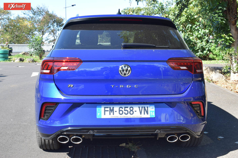 4 sorties d'échappement... 4 sorties d'échappement...