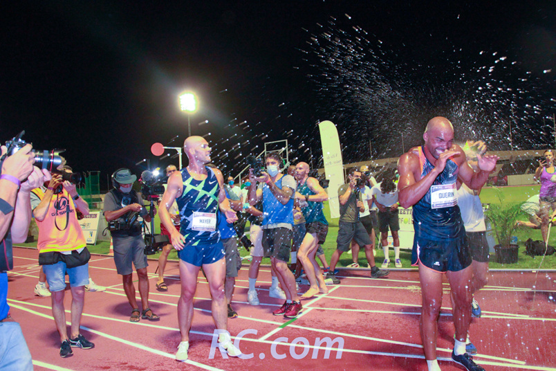 Le champagne a coulé à flots Le champagne a coulé à flots
