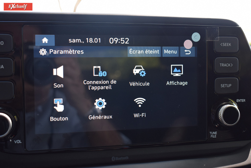 Ecran tactile multi-fonctions Ecran tactile multi-fonctions