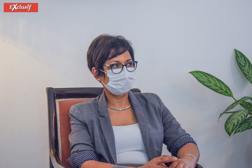 Echanges courtois et informels avec la presse locale Echanges courtois et informels avec la presse locale