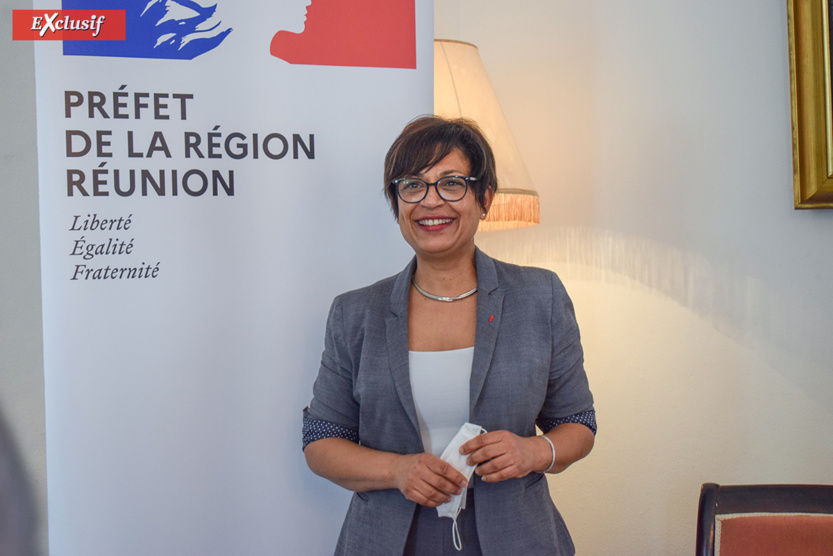 Régine Pam, Secrétaire générale de la Préfecture de La Réunion et sous-préfète de l’arrondissement de Saint-Denis Régine Pam, Secrétaire générale de la Préfecture de La Réunion et sous-préfète de l’arrondissement de Saint-Denis