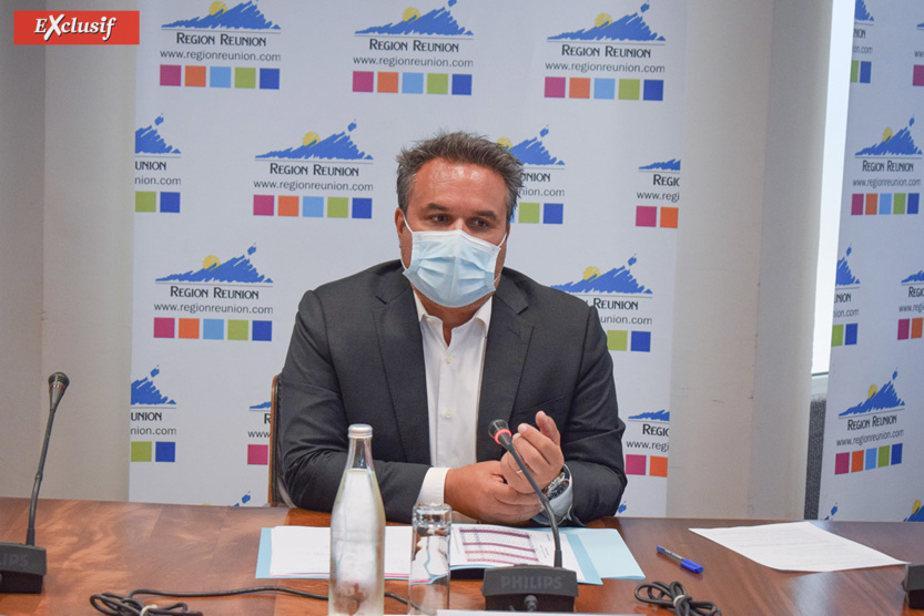 "Les conditions sanitaires sont dégradées en métropole et en Europe, nous offrons à nos jeunes la possibilité de rentrer dans l'île en attendant des jours meilleurs..." dit Dider Robert "Les conditions sanitaires sont dégradées en métropole et en Europe, nous offrons à nos jeunes la possibilité de rentrer dans l'île en attendant des jours meilleurs..." dit Dider Robert