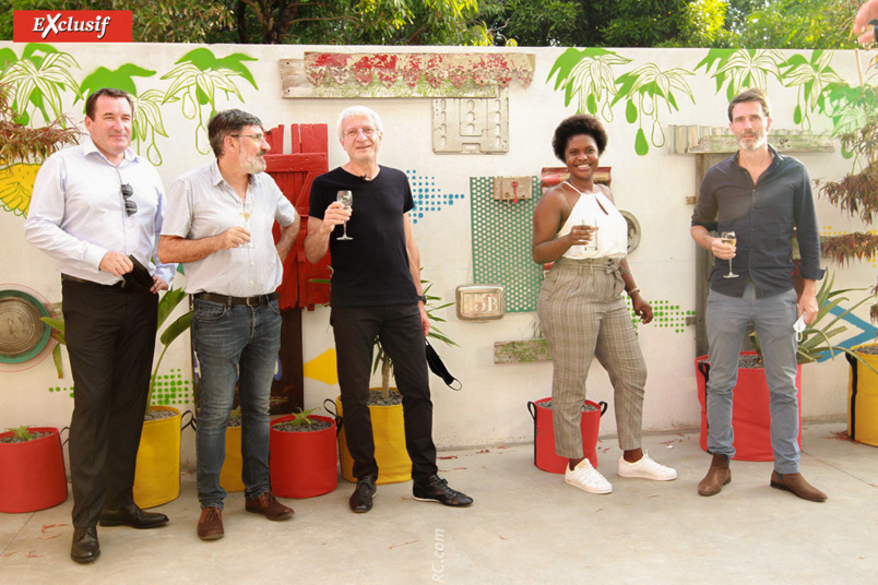 Pascal Turonnet, directeur général du groupe Exsel, Fabrice Manson, consultant, Christian Bertetto, propriétaire de l'hôtel, Ali Soraya, directrice de l'hôtel, et Nicolas Depréaux, directeur marketing du groupe Exsel Pascal Turonnet, directeur général du groupe Exsel, Fabrice Manson, consultant, Christian Bertetto, propriétaire de l'hôtel, Ali Soraya, directrice de l'hôtel, et Nicolas Depréaux, directeur marketing du groupe Exsel
