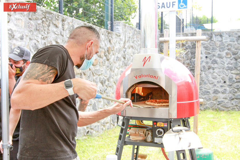 Lancement de Mozza Run, une mozarella péï, à Trois Bassins