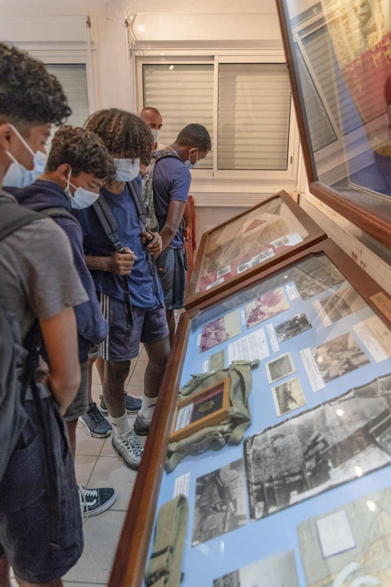 Des collégiens attentifs et impliqués Des collégiens attentifs et impliqués