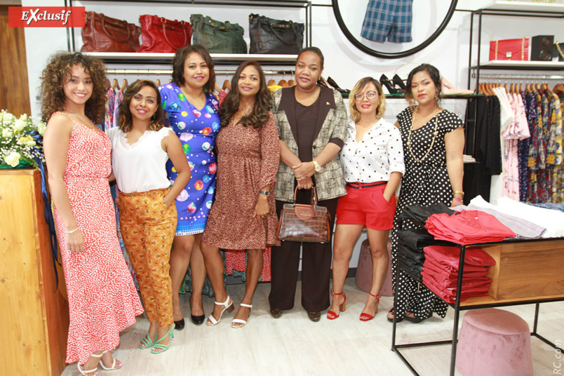 "Chic Métisse", du prêt-à-porter en ligne: inauguration du showroom "Chic Métisse", du prêt-à-porter en ligne: inauguration du showroom