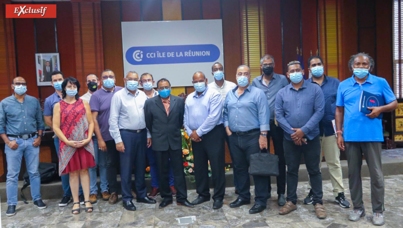 Les élus de la CCIR et les représentants des associations de commerçants Les élus de la CCIR et les représentants des associations de commerçants