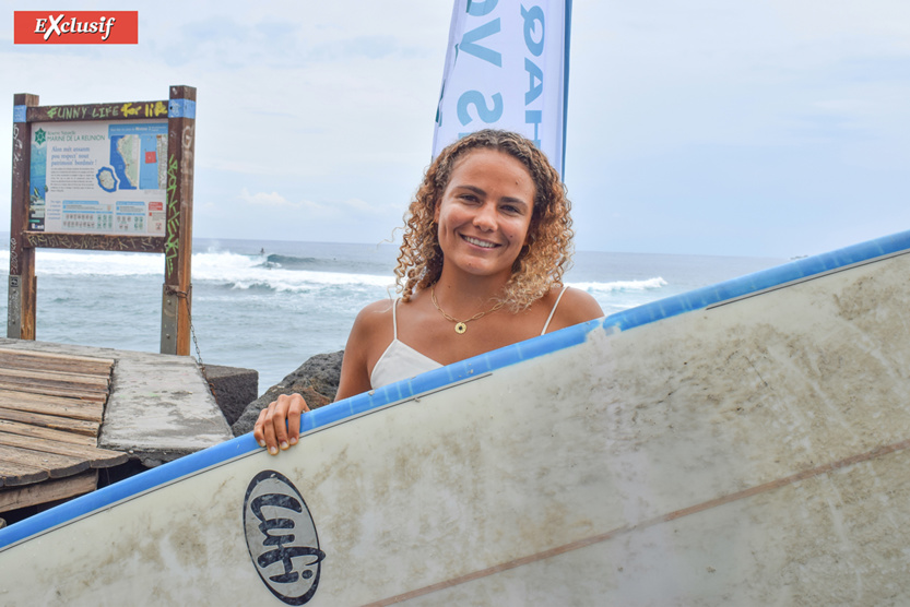 Alice Lemoigne, championne du monde de longboard, surfe avec le Crédit Agricole Alice Lemoigne, championne du monde de longboard, surfe avec le Crédit Agricole