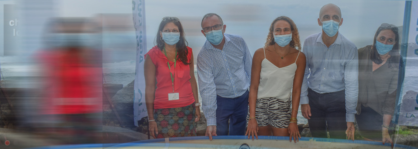 Alice Lemoigne, championne du monde de longboard, surfe avec le Crédit Agricole Alice Lemoigne, championne du monde de longboard, surfe avec le Crédit Agricole