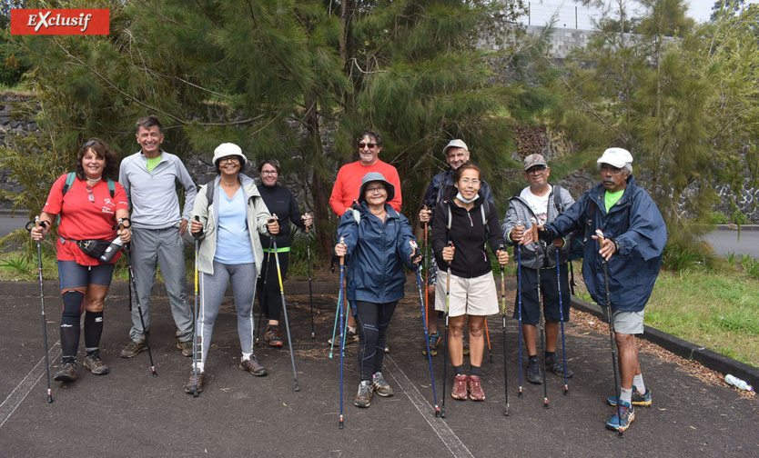 Armés de batons, ils étaient tout sourire sur le circuit 5 Armés de batons, ils étaient tout sourire sur le circuit 5