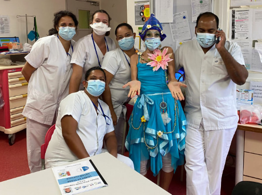 Alizée avec l'équipe du GHER Alizée avec l'équipe du GHER