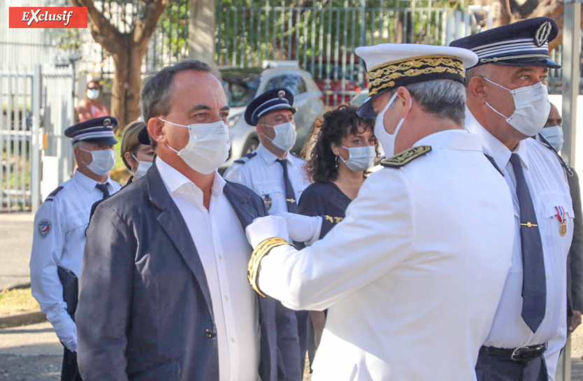 Cérémonie d'hommage aux policiers morts, victimes du devoir Cérémonie d'hommage aux policiers morts, victimes du devoir