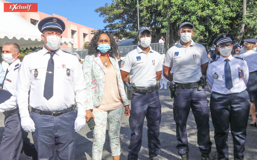 Cérémonie d'hommage aux policiers morts, victimes du devoir Cérémonie d'hommage aux policiers morts, victimes du devoir