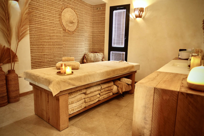 L'Orangerie restaurant, spa, événementiel: le nouveau lieu tendance de Saint-Denis L'Orangerie restaurant, spa, événementiel: le nouveau lieu tendance de Saint-Denis