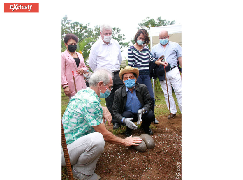 André Thien Ah Koon et son adjoint Jacquet Hoareau à pied d'oeuvre André Thien Ah Koon et son adjoint Jacquet Hoareau à pied d'oeuvre
