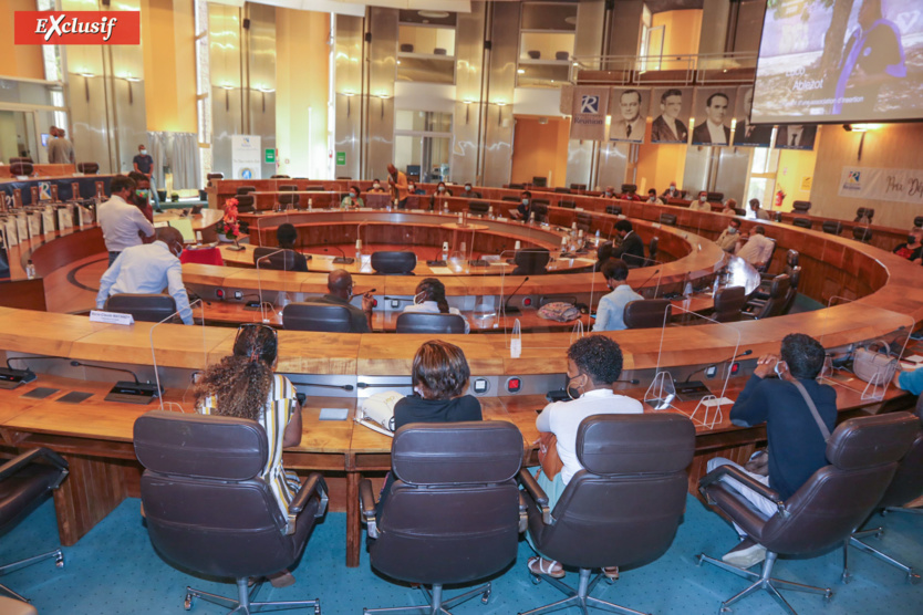 Prix Départemental du Mérite: 11 Réunionnais honorés Prix Départemental du Mérite: 11 Réunionnais honorés