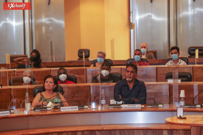 Prix Départemental du Mérite: 11 Réunionnais honorés Prix Départemental du Mérite: 11 Réunionnais honorés