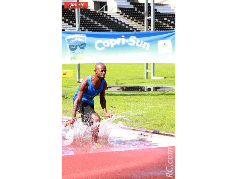 Mohamed Houssamoudine s'est bien amusé sur son premier 3000 steeple