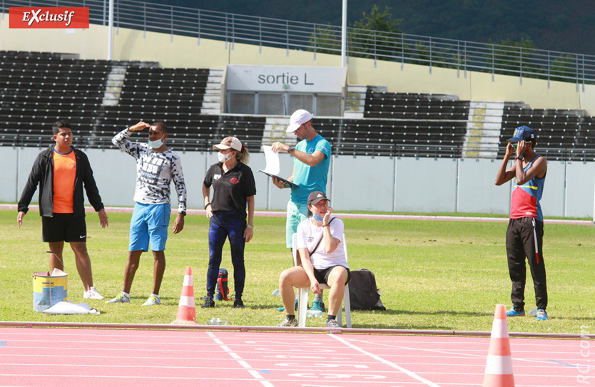 Les officiels: sans eux, pas de compétition Les officiels: sans eux, pas de compétition