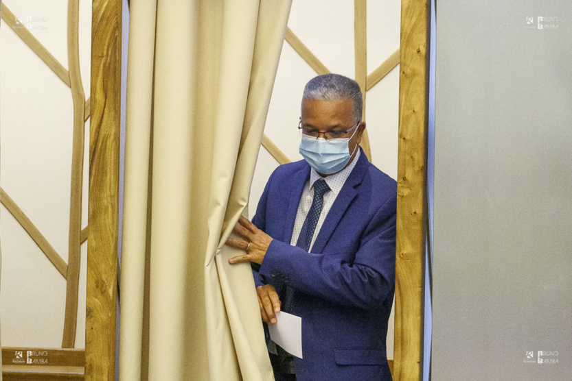Cyrille Melchior élu facilement président du Département