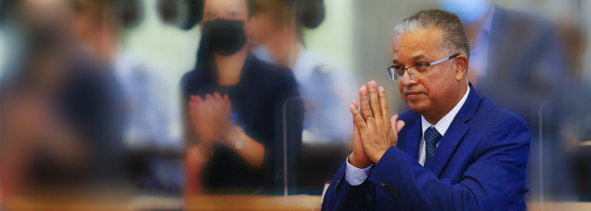 Cyrille Melchior élu facilement président du Département Cyrille Melchior élu facilement président du Département