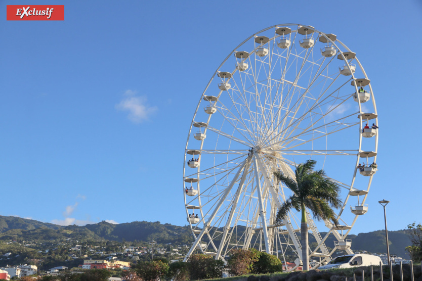 La Grande Roue au Parc de la Trinité à Saint-Denis: photos La Grande Roue au Parc de la Trinité à Saint-Denis: photos