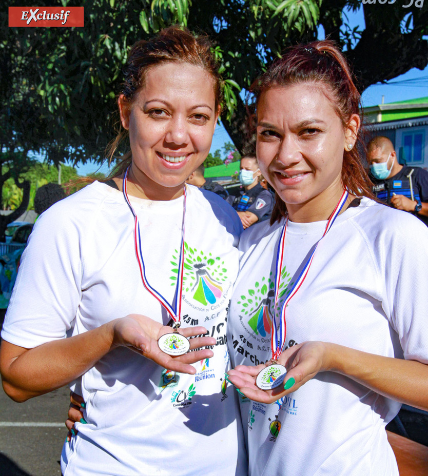 Virginie et Gladys, fières de leur médaille