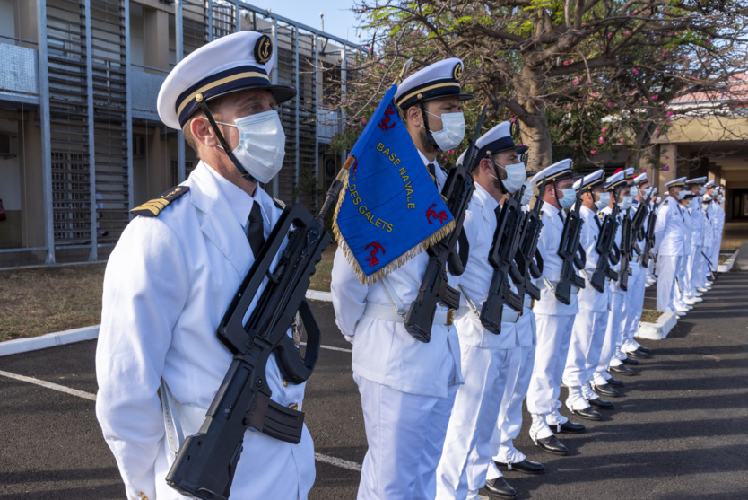 Cérémonie à la Base Navale du Port Cérémonie à la Base Navale du Port