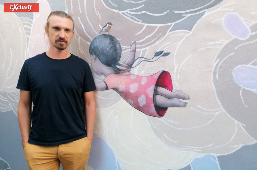 Seth, de son vrai nom Julien Malland Seth, de son vrai nom Julien Malland