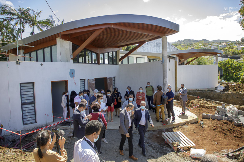 Petite Ile, premier partenaire communal  du plan "1 million d’Arbres pour La Réunion"