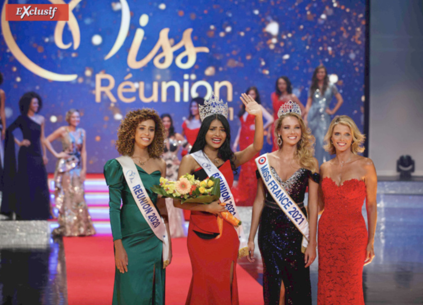 Lors de la finale Miss Réunion 2021, Sylvie Tellier (à droite) avait fait l'annonce en direct sur Antenne Réunion